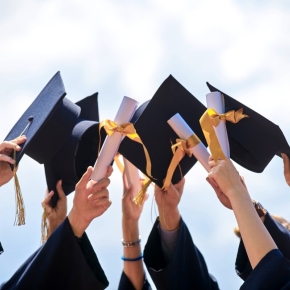 Slavnostní předávání Cambridge certifikátů